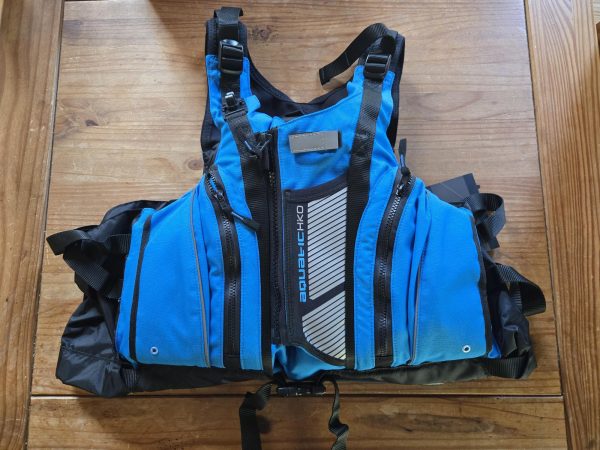 REED:  Aquatic Pro Buoyancy Aid